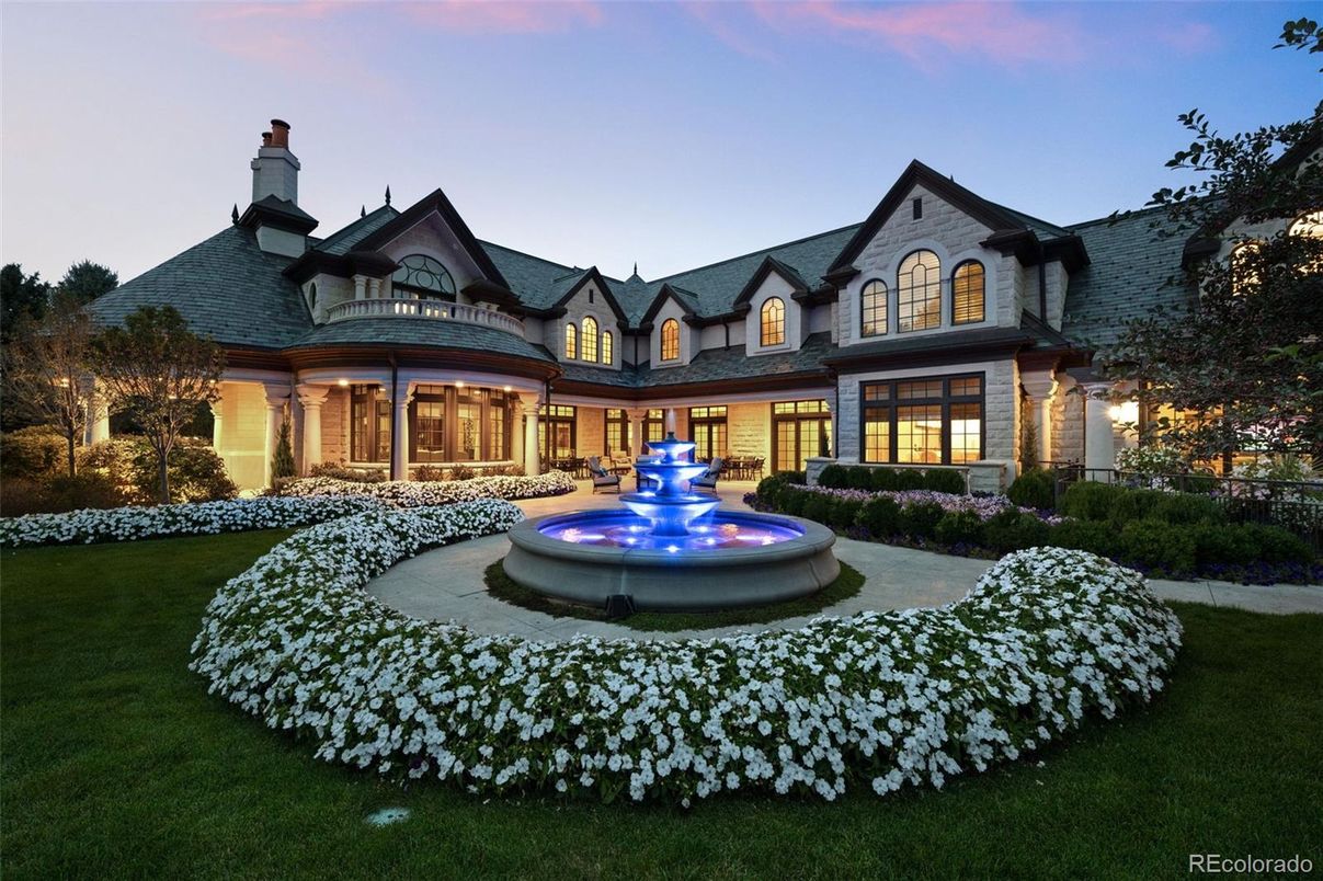 Backyard, Exterior, Facade, French Provincial