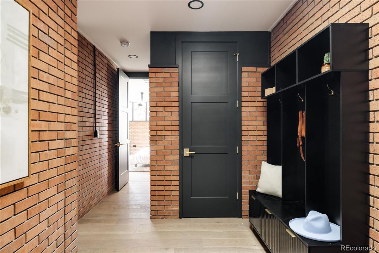 Interior, Recessed Lighting, Wood Texture Flooring, Wooden Walls