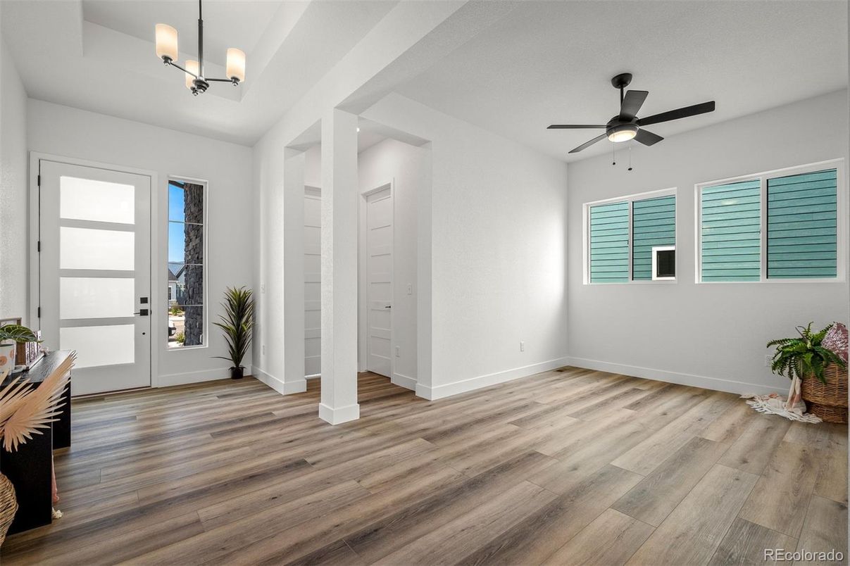 Empty room, Interior, Wood Texture Flooring