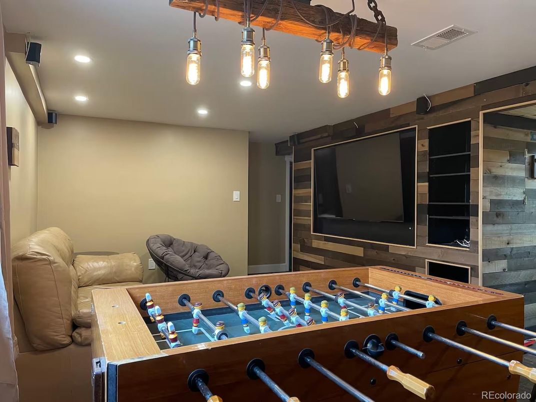 Game Room, Interior, Pendant Lights, Recessed Lighting