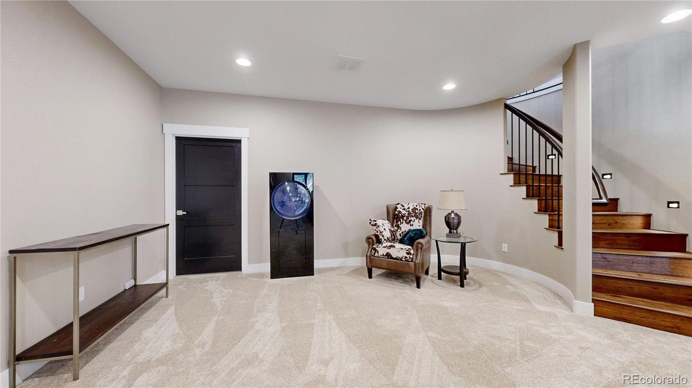 Interior, Recessed Lighting