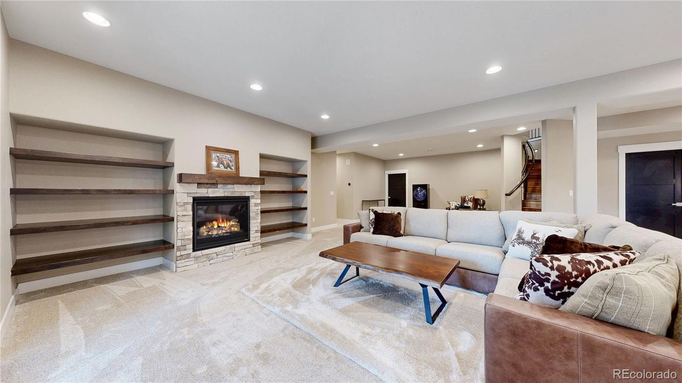 Fireplace, Interior, Living room, Recessed Lighting