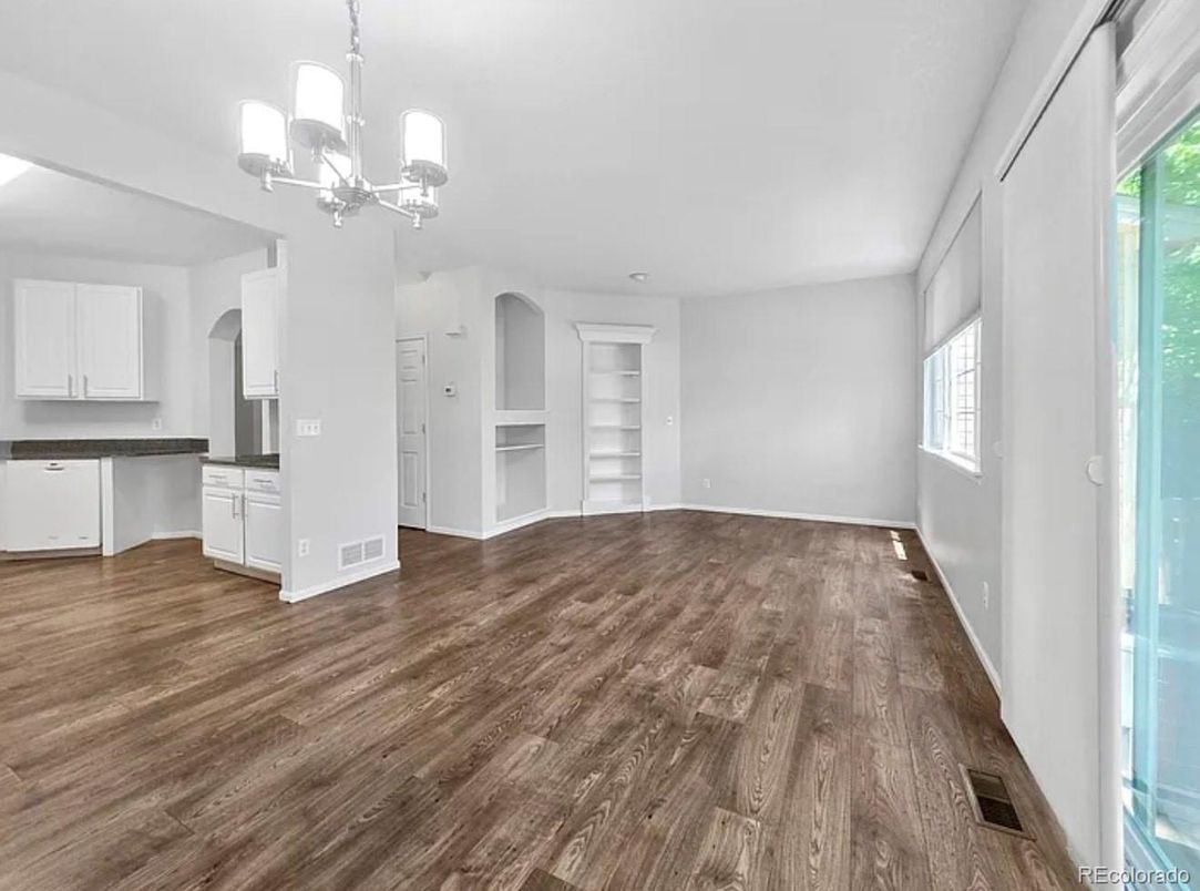 Chandelier, Empty room, Interior, Kitchen, Wood Texture Flooring