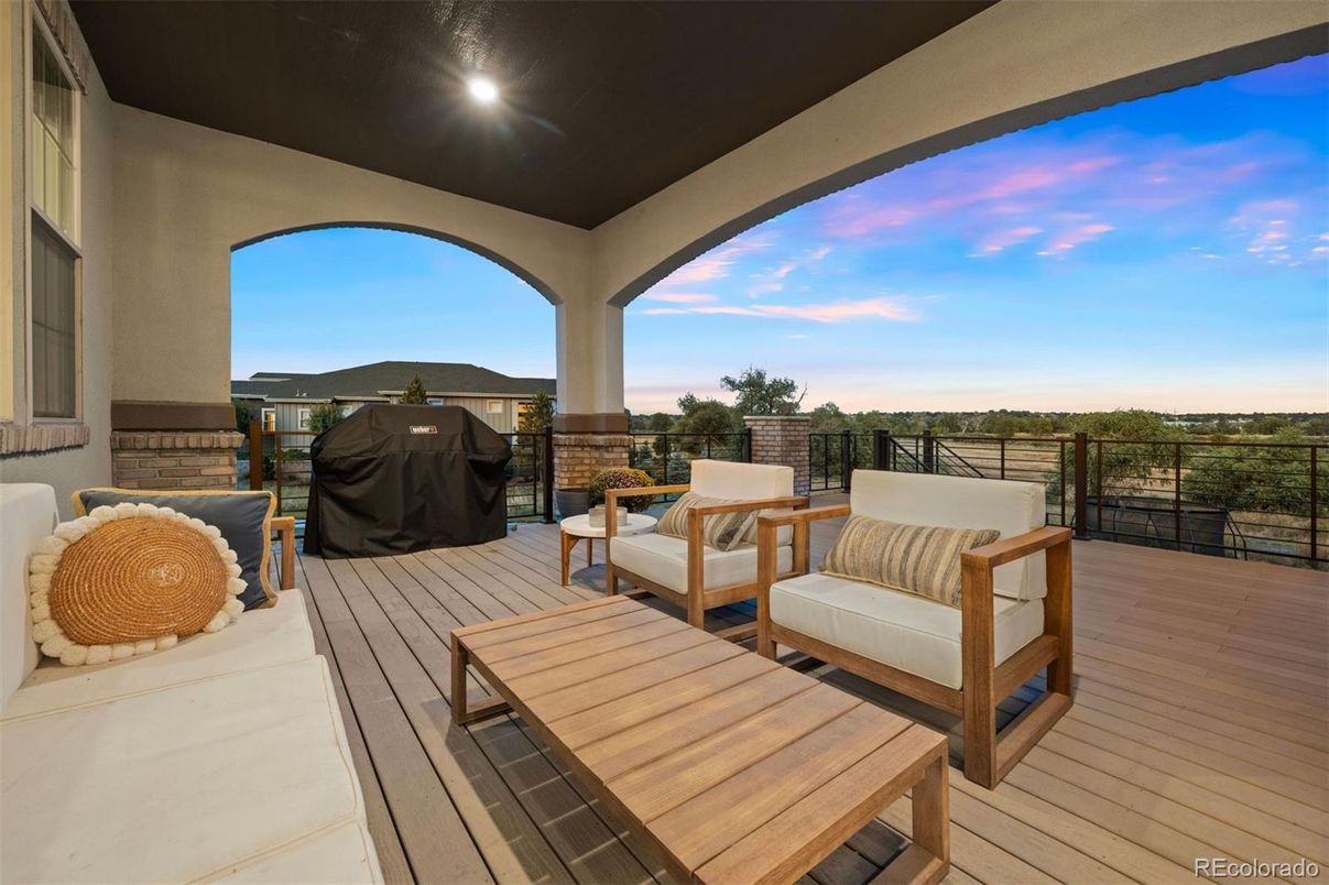 Exterior, Wood Texture Flooring