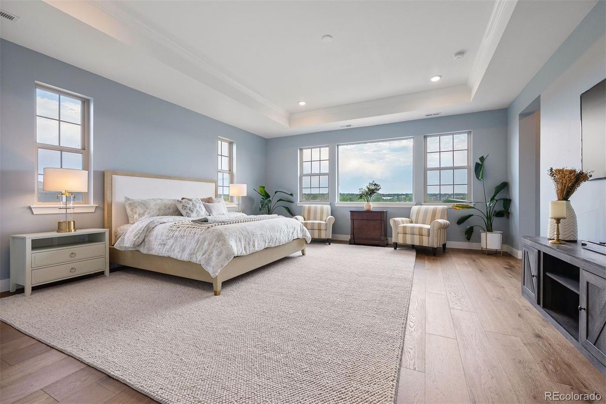 Bedroom, Interior, Recessed Lighting, Wood Texture Flooring