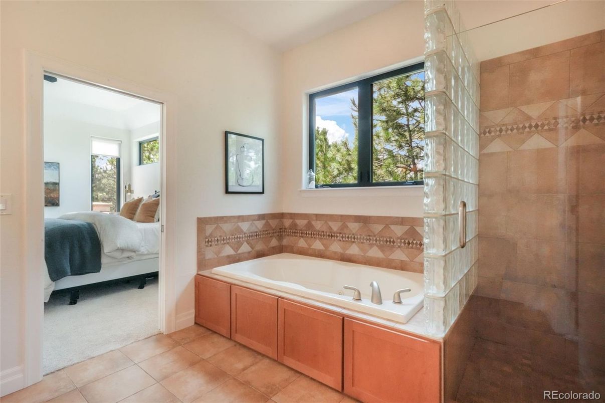 Bathroom, Bedroom, Interior