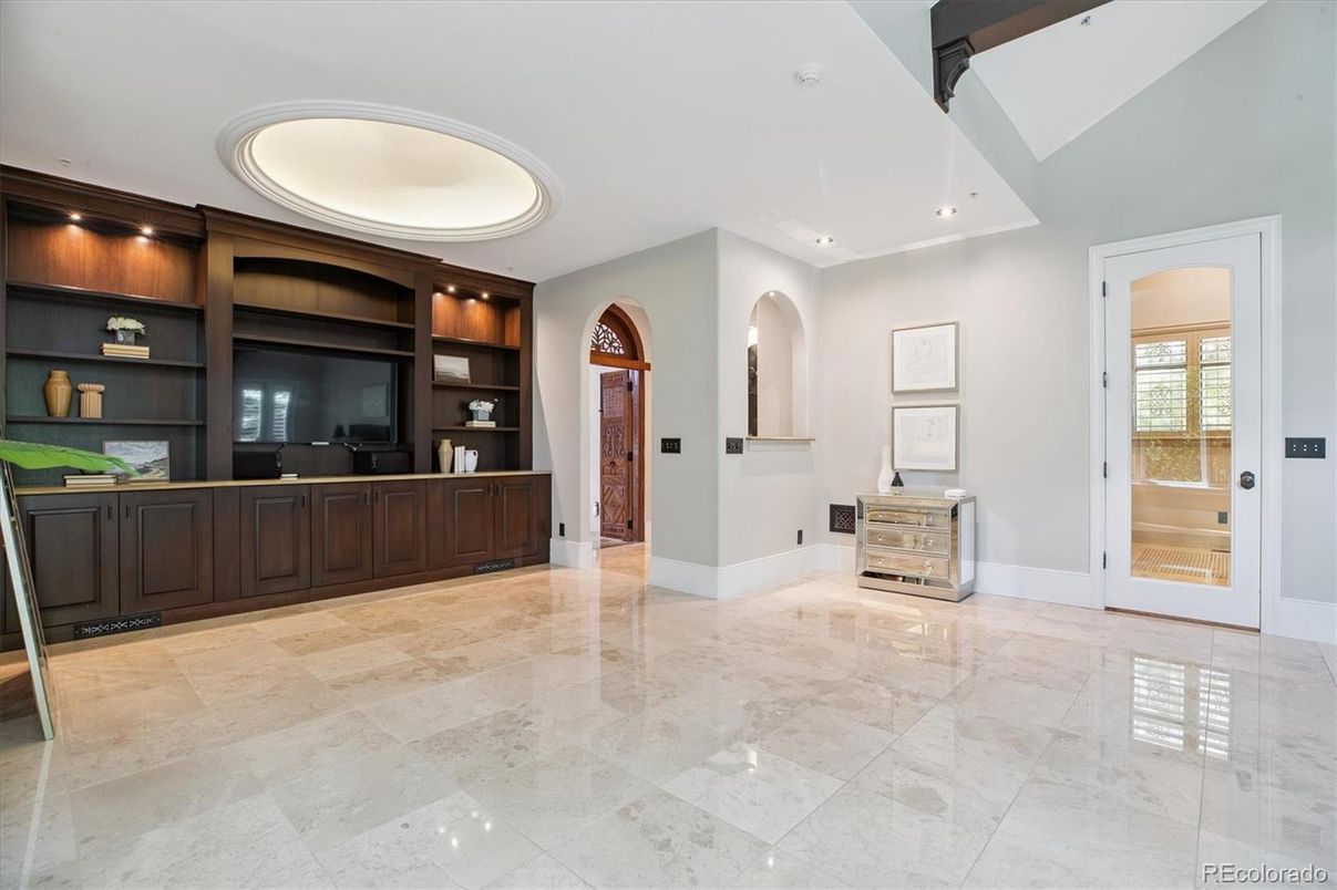 Interior, Recessed Lighting