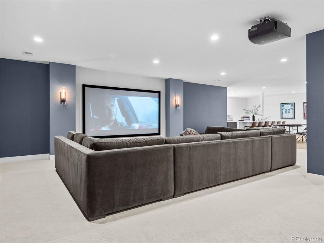 Interior, Projection Screen, Recessed Lighting, Theatre Room