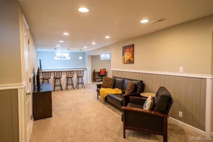 Interior, Living room, Pendant Lights, Recessed Lighting