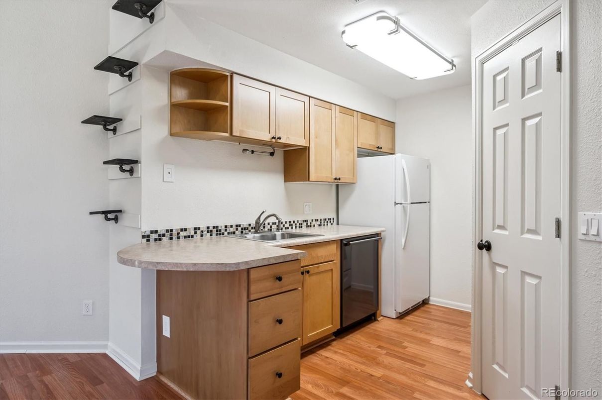 Interior, Kitchen, Wood Texture Flooring