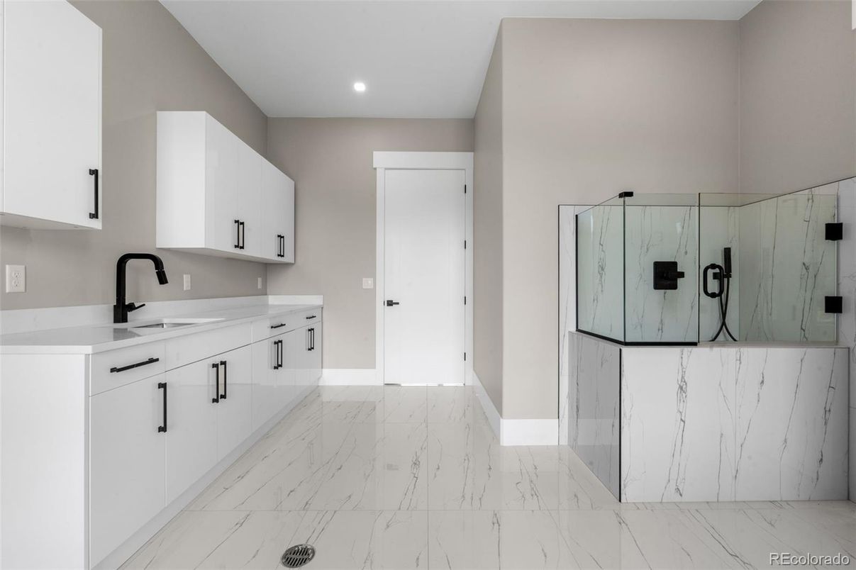 Interior, Kitchen, Marble, Recessed Lighting