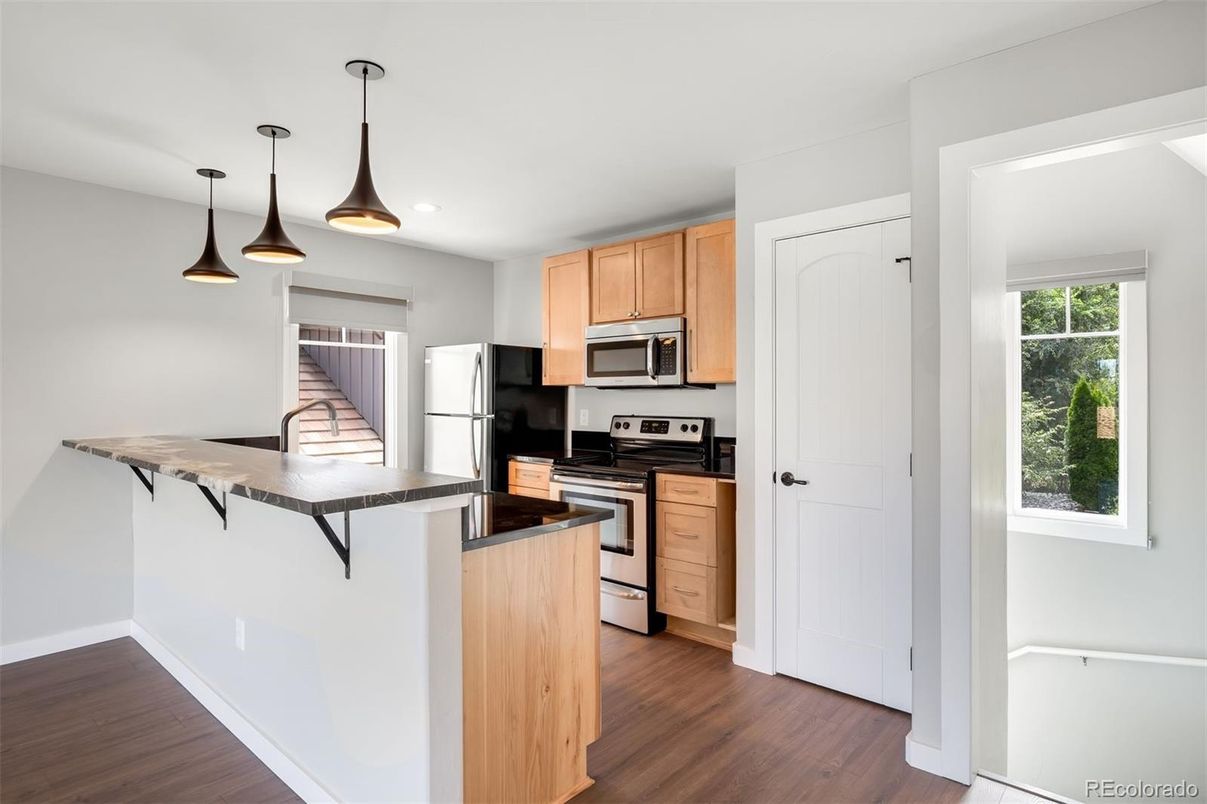 Interior, Kitchen, Pendant Lights, Recessed Lighting, Wood Texture Flooring