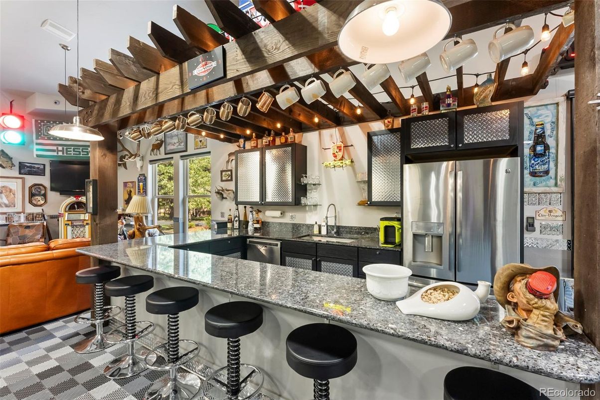 Interior, Kitchen, Pendant Lights, Stainless Steel Appliances