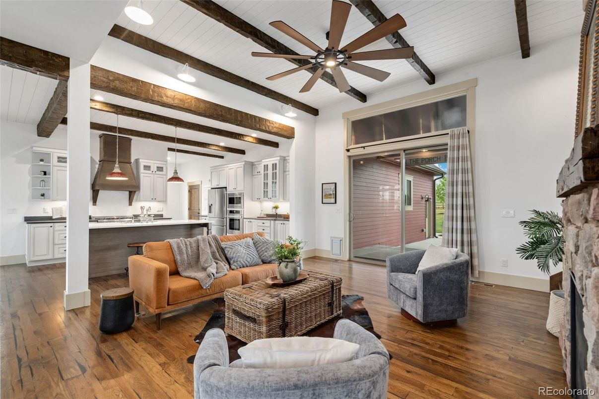 Interior, Kitchen, Living room, Pendant Lights, Stainless Steel Appliances, Wooden Beams, Wood Texture Flooring