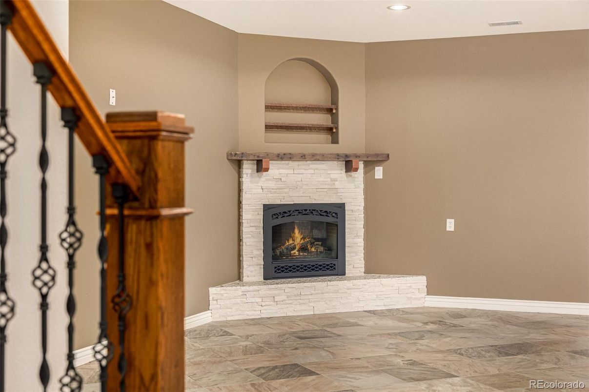 Fireplace, Interior, Recessed Lighting