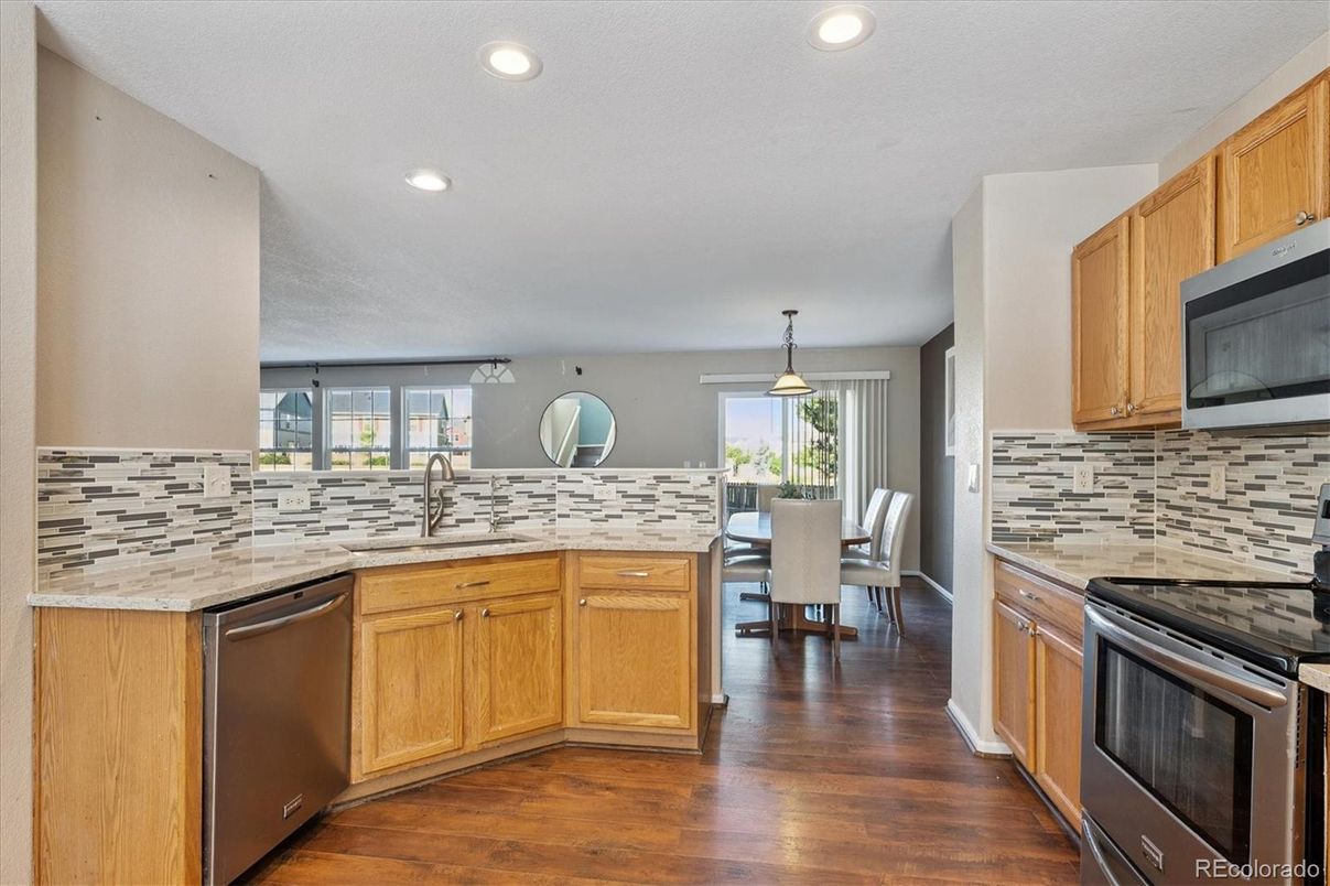 Dining room, Interior, Kitchen, Pendant Lights, Recessed Lighting, Wood Texture Flooring