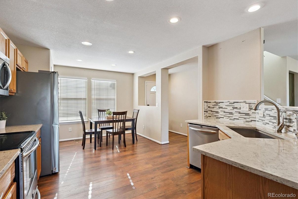 Dining room, Interior, Kitchen, Recessed Lighting, Wood Texture Flooring