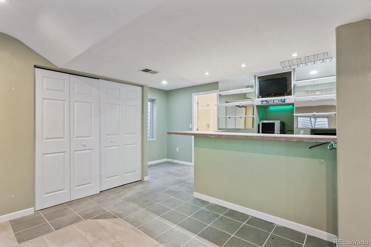 Interior, Recessed Lighting