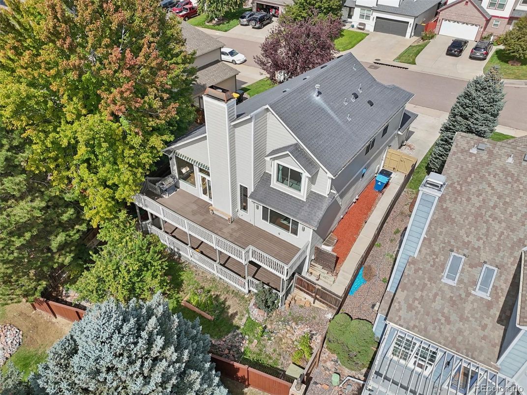 Exterior, Drone