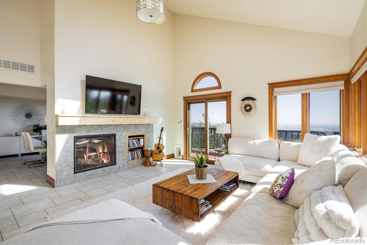 Fireplace, Interior, Living room