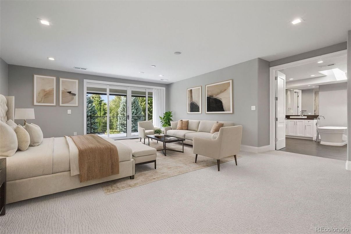 Bedroom, Interior, Living room, Recessed Lighting, Wood Texture Flooring