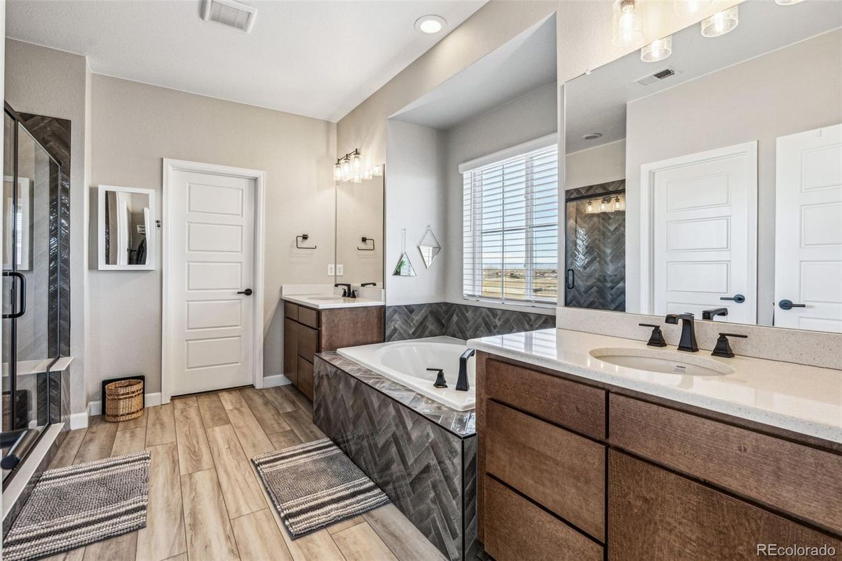Bathroom, Interior, Recessed Lighting, Wood Texture Flooring