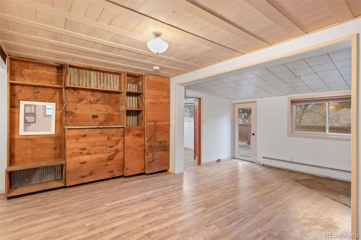 Empty room, Interior, Wooden Ceilings, Wood Texture Flooring, Wooden Walls