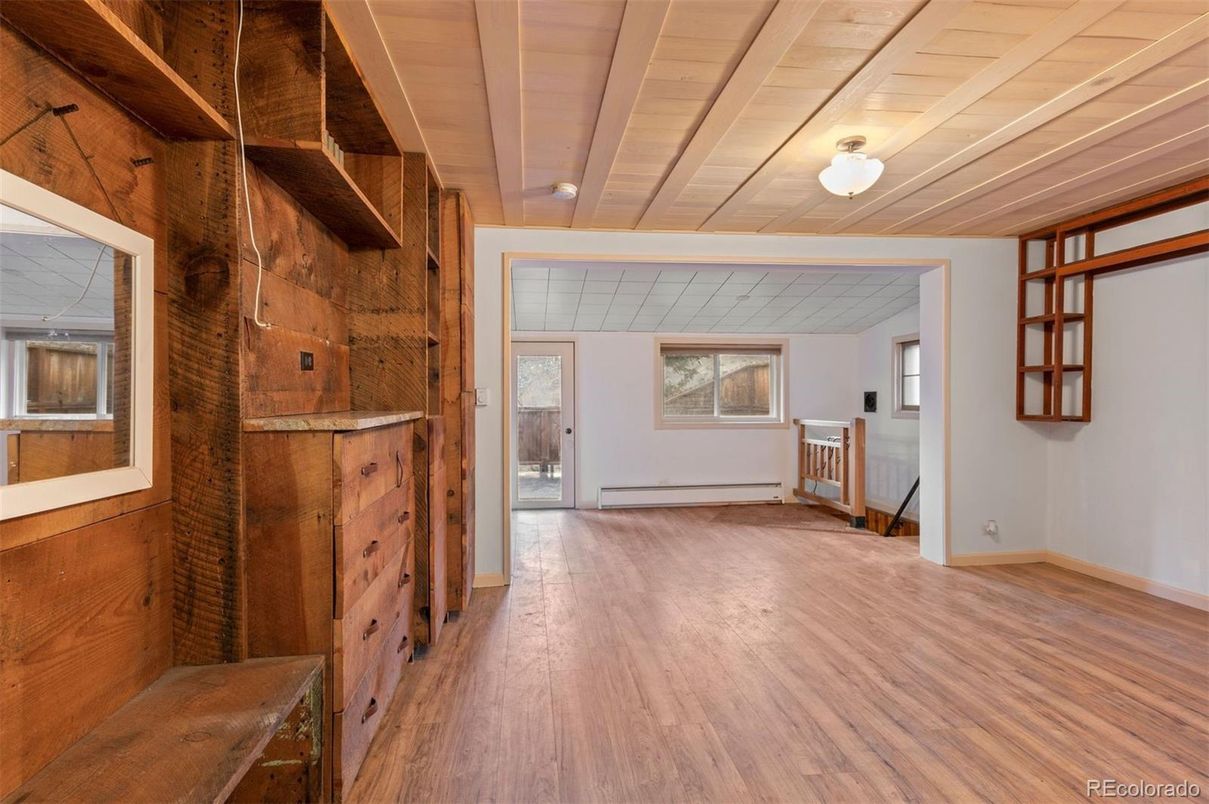 Empty room, Interior, Wood Texture Flooring, Wooden Walls