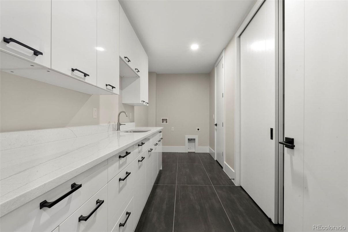 Interior, Kitchen, Recessed Lighting