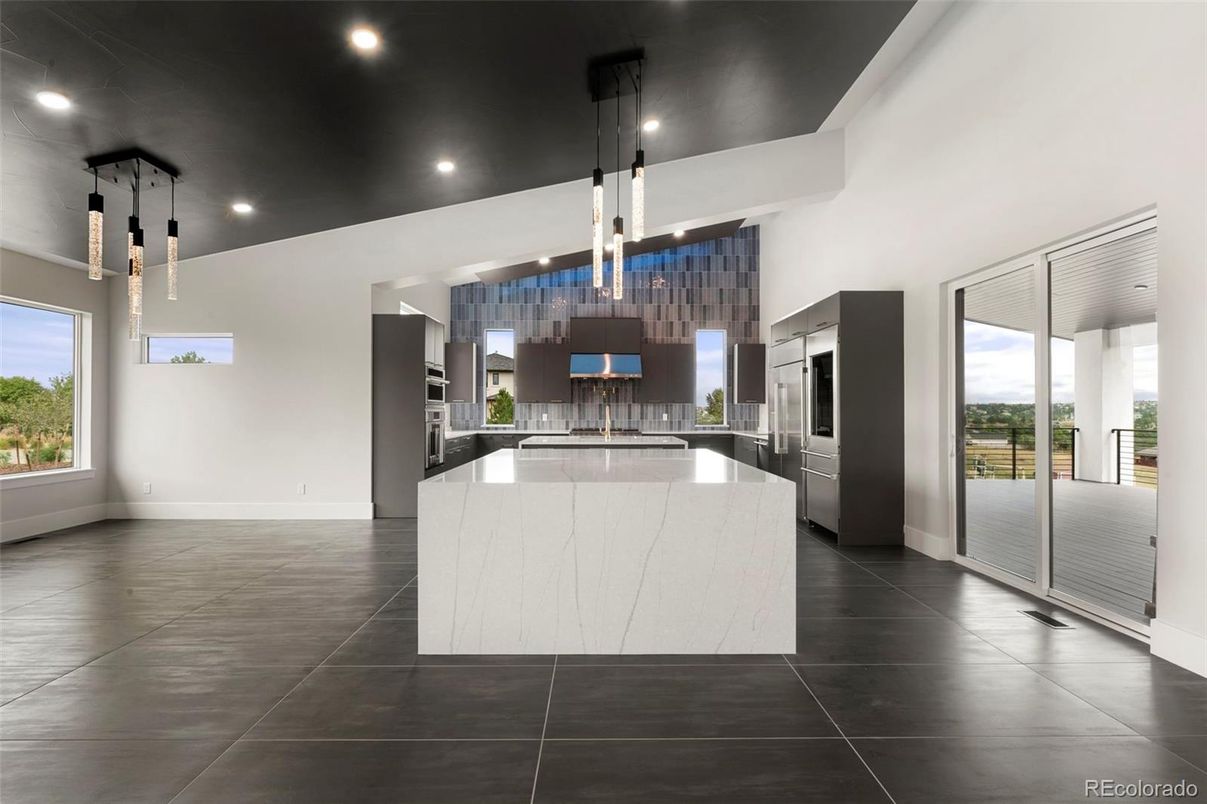Interior, Kitchen, Pendant Lights, Recessed Lighting, Stainless Steel Appliances