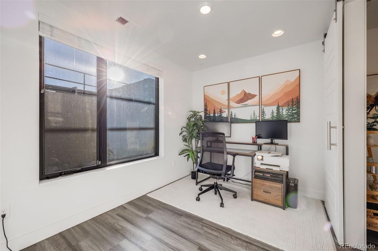 Home Office, Interior, Recessed Lighting, Wood Texture Flooring