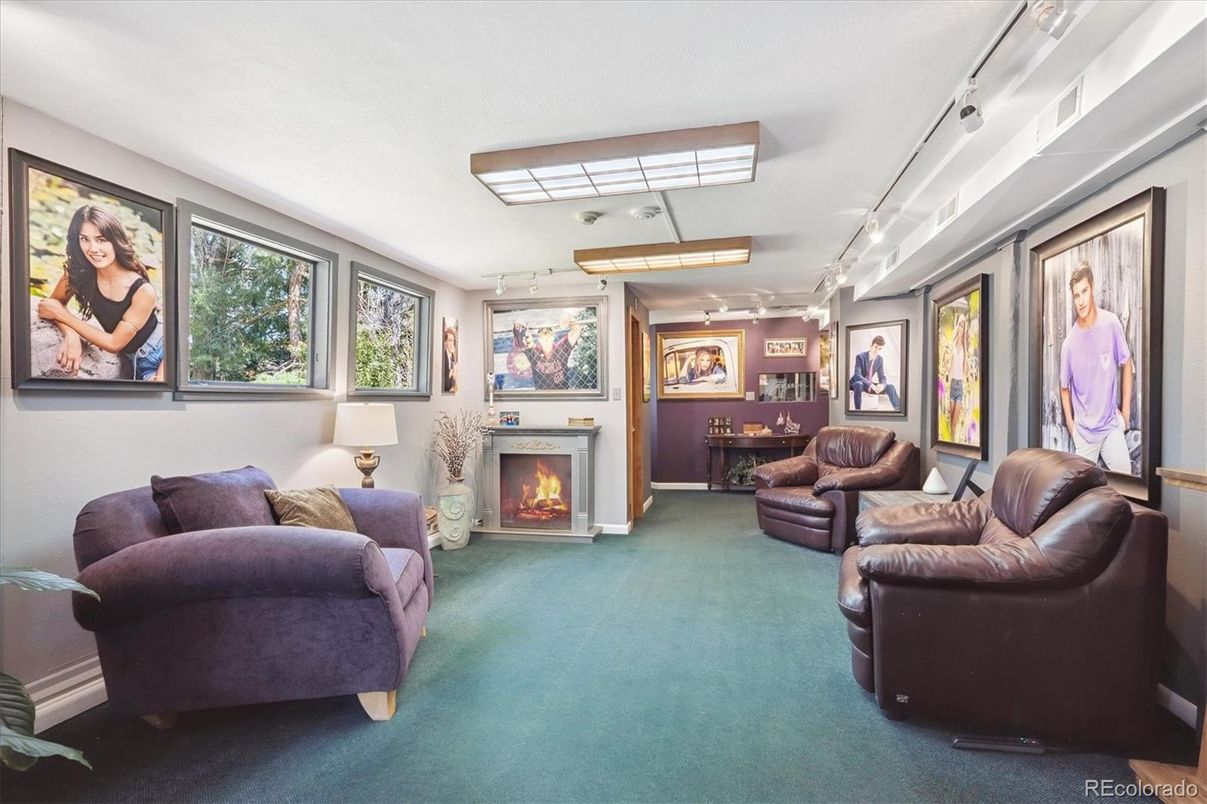 Fireplace, Interior, Living room