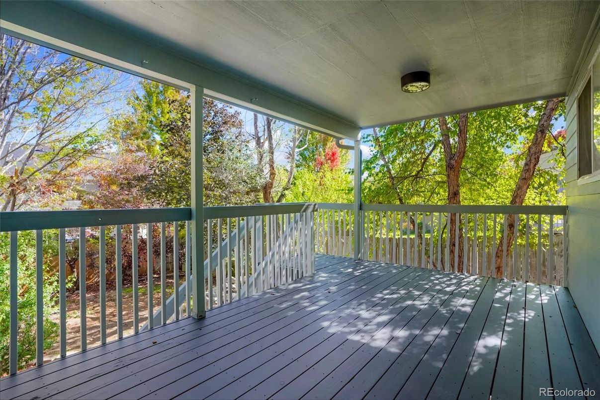 Exterior, Wood Texture Flooring