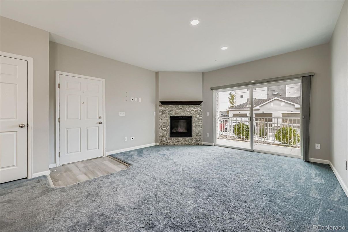 Empty room, Fireplace, Interior, Recessed Lighting