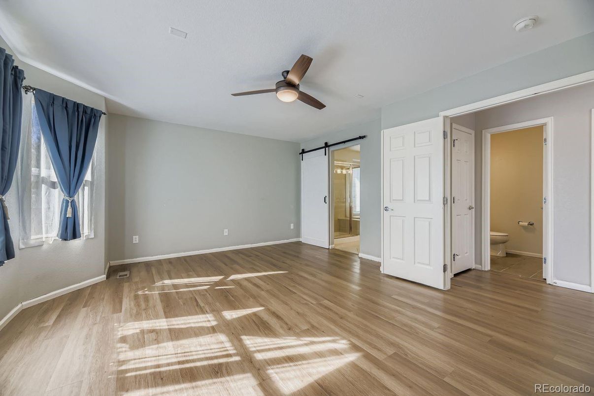 Bathroom, Empty room, Interior, Wood Texture Flooring