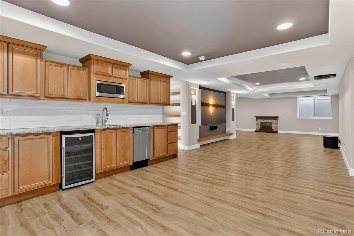 Interior, Kitchen, Recessed Lighting, Wood Texture Flooring