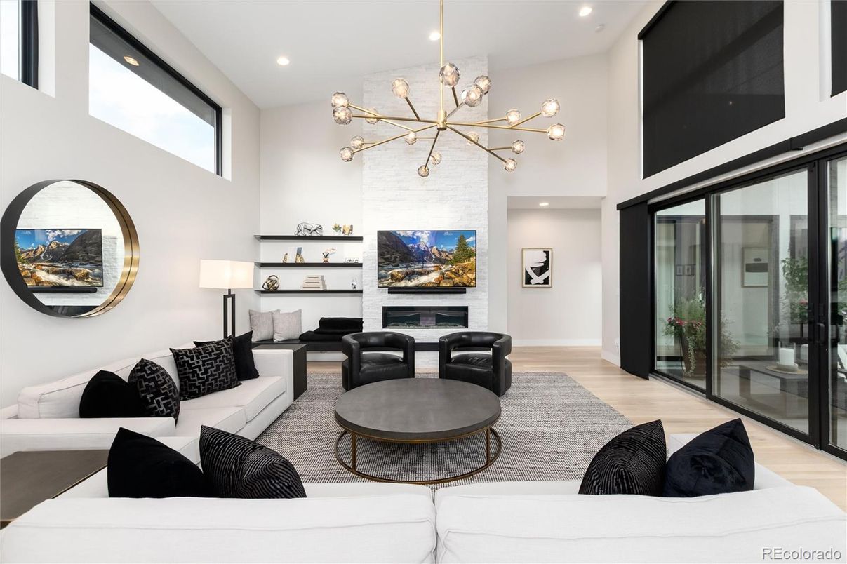 Fireplace, Interior, Living room, Pendant Lights, Recessed Lighting, Wood Texture Flooring