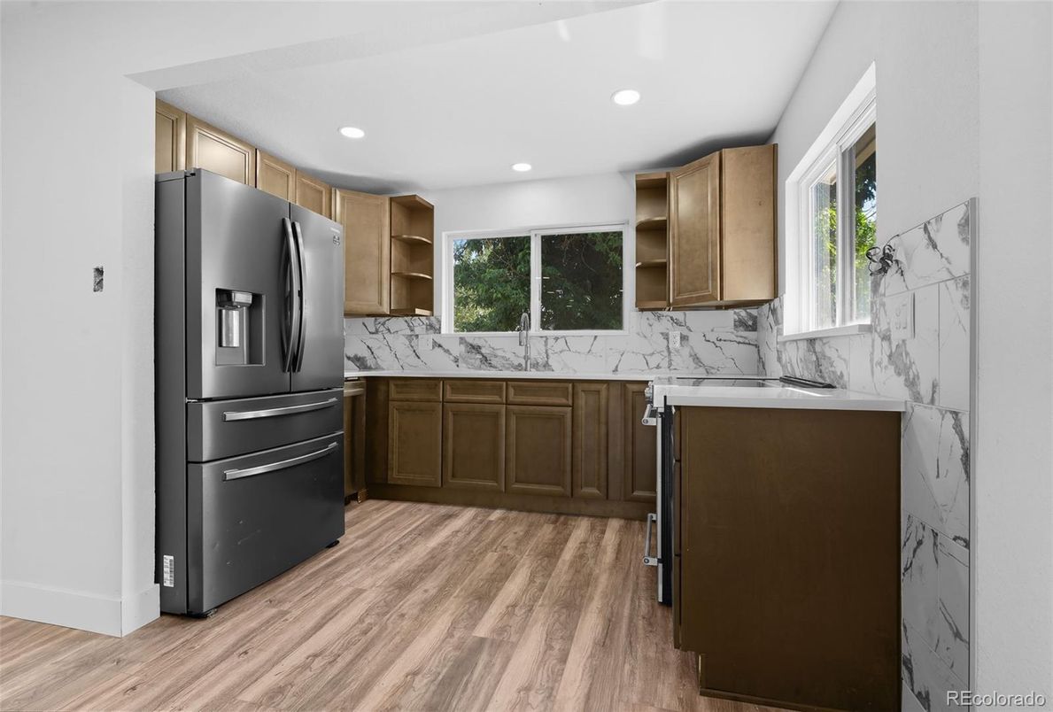 Interior, Kitchen, Marble Walls, Recessed Lighting, Wood Texture Flooring