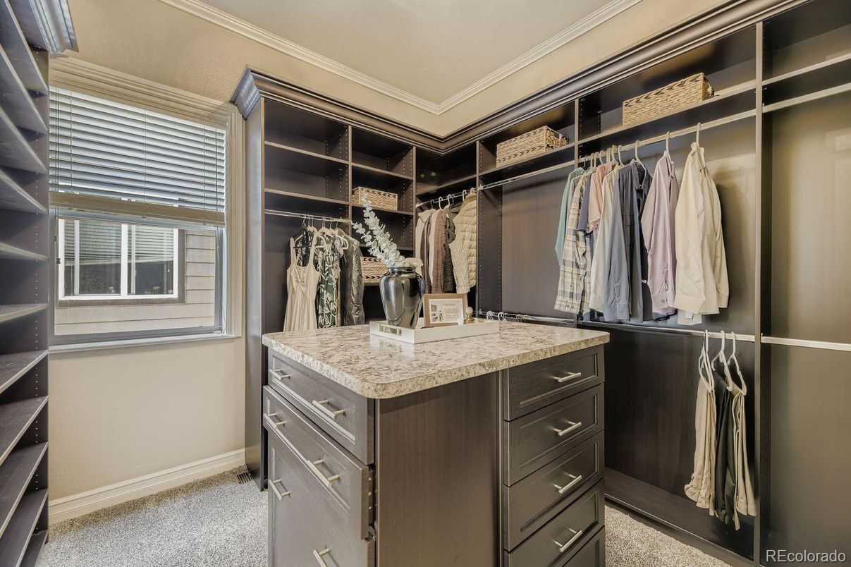 Interior, Walk-in Closets