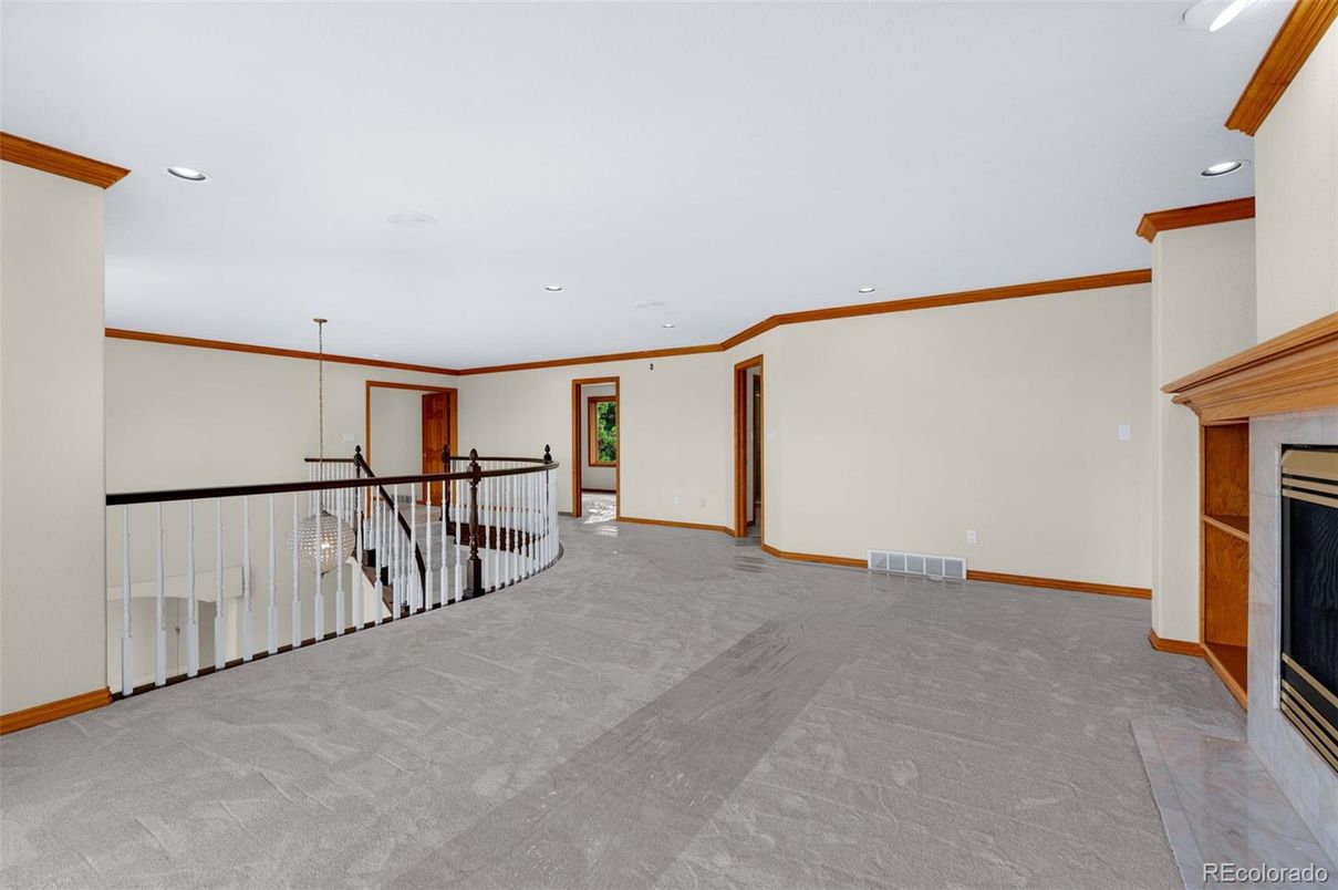 Fireplace, Interior, Recessed Lighting