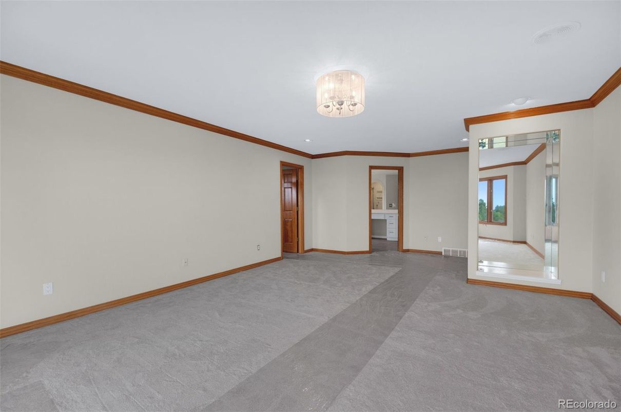 Chandelier, Empty room, Interior