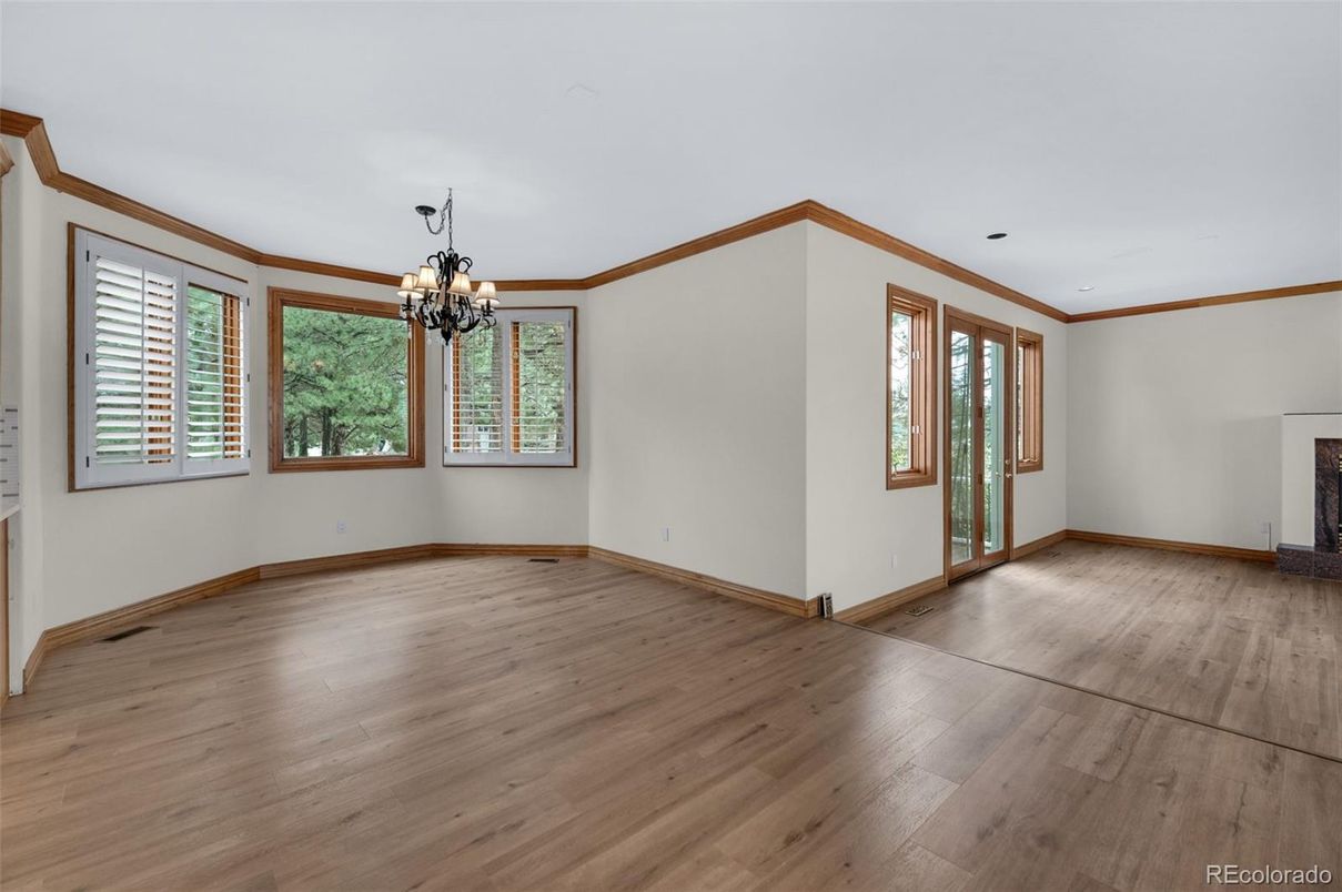 Chandelier, Empty room, Interior, Wood Texture Flooring