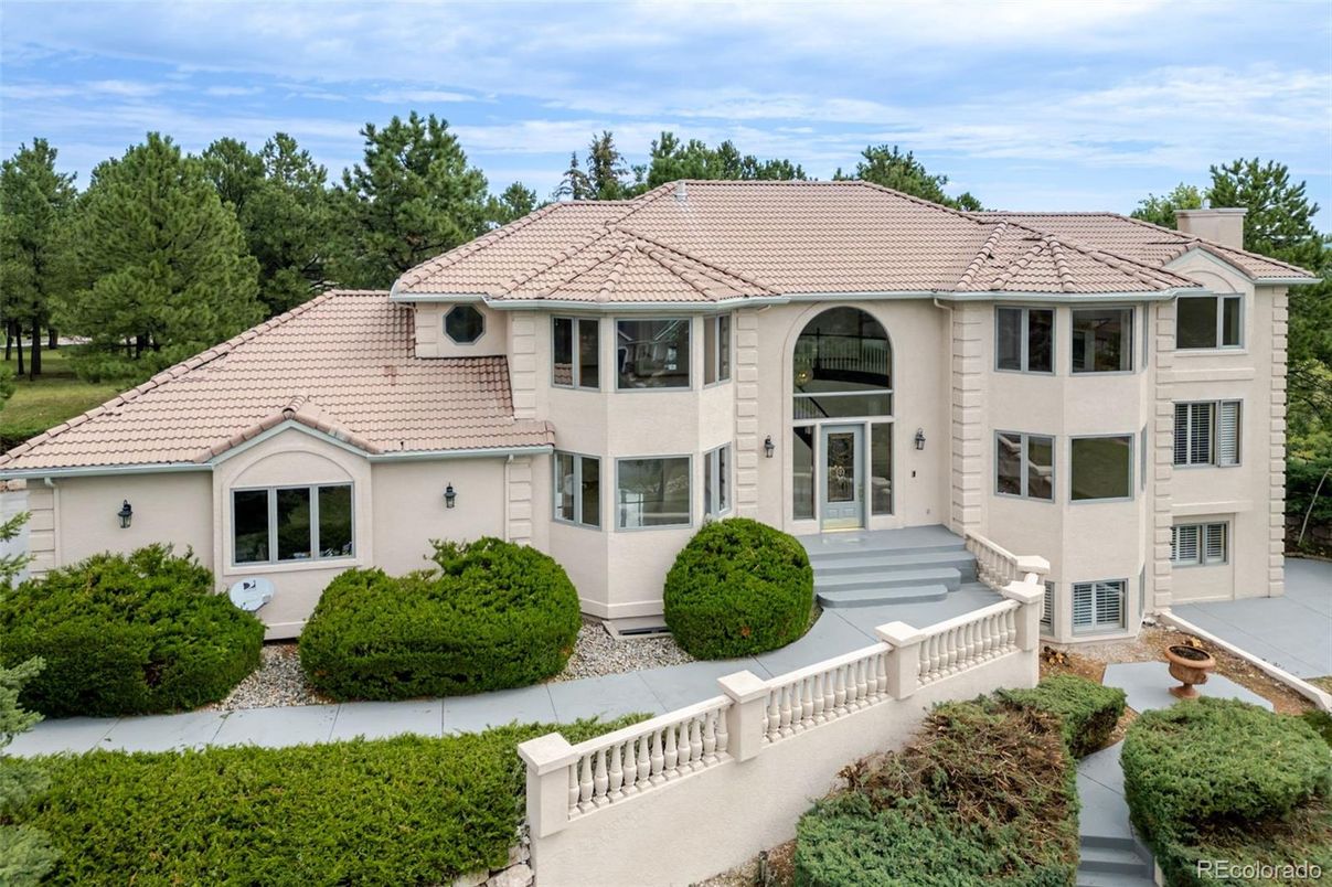 Exterior, Facade, French Provincial