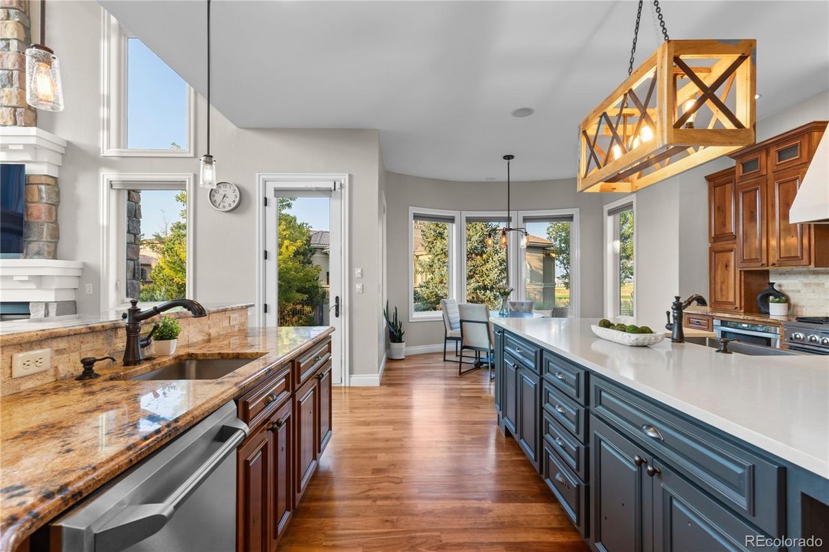 Dining room, Interior, Kitchen, Pendant Lights, Wood Texture Flooring