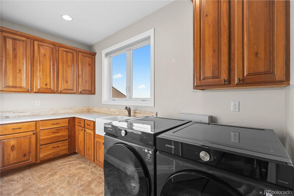 Interior, Recessed Lighting, Washer