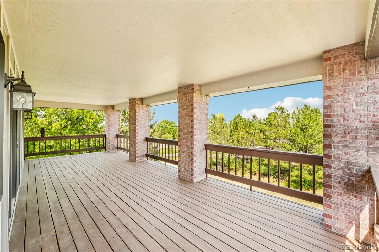 Exterior, Wood Texture Flooring