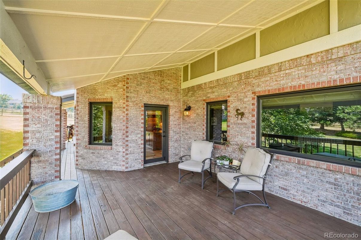 Exterior, Wood Texture Flooring