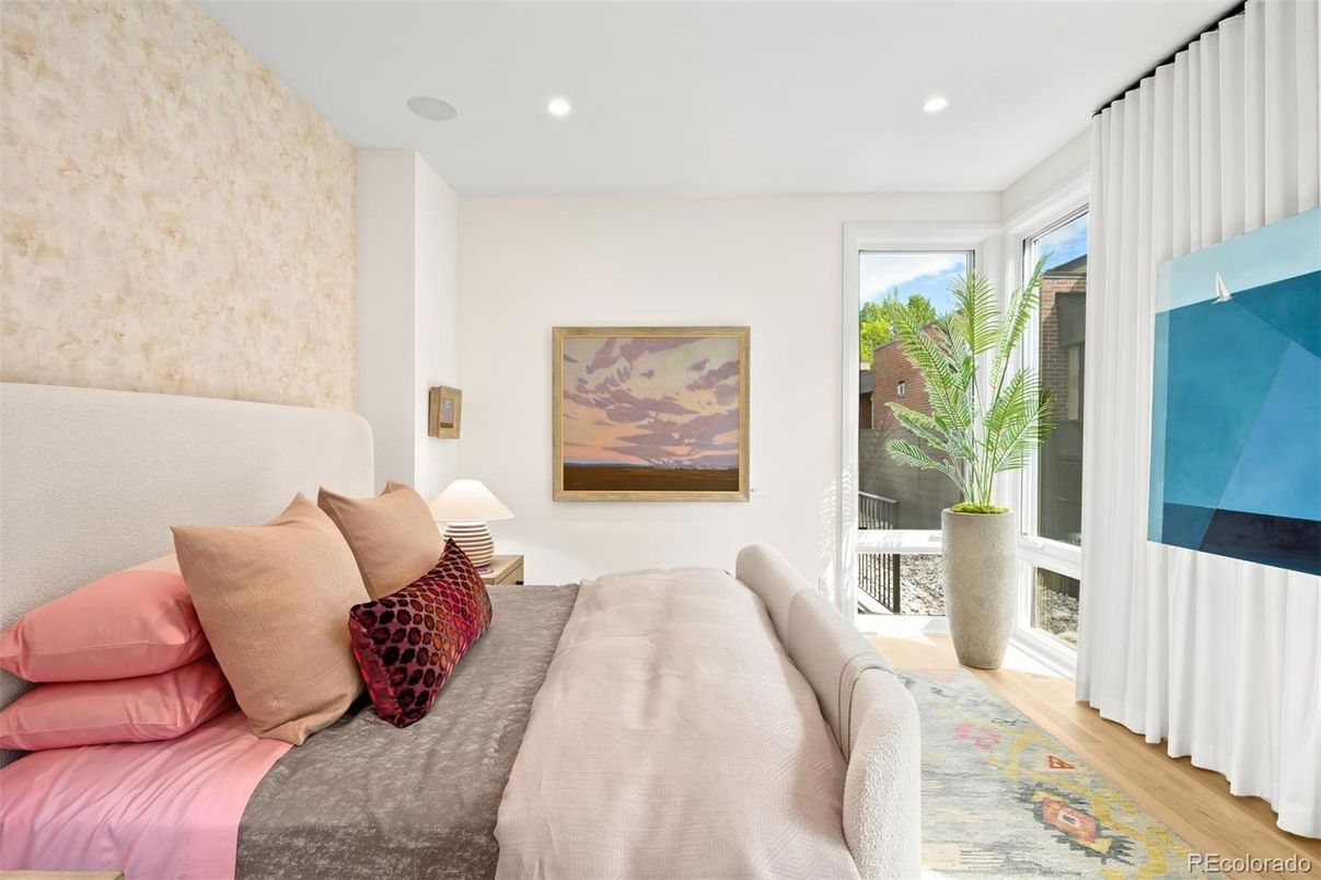 Bedroom, Interior, Recessed Lighting, Wood Texture Flooring