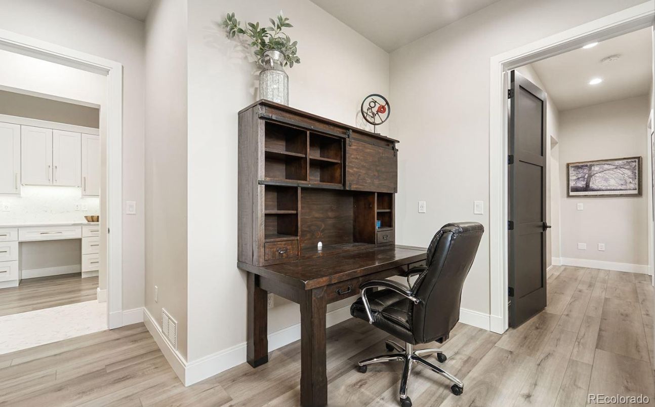 Home Office, Interior, Recessed Lighting, Wood Texture Flooring