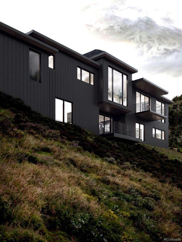 Backyard, Exterior, Facade, Modern